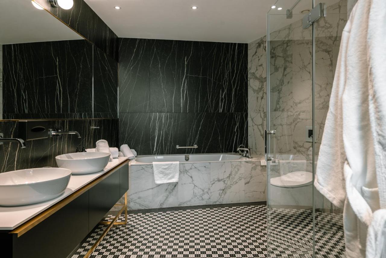 Hotel Ferreus Modern Art Deco Krakau Buitenkant foto Bathroom