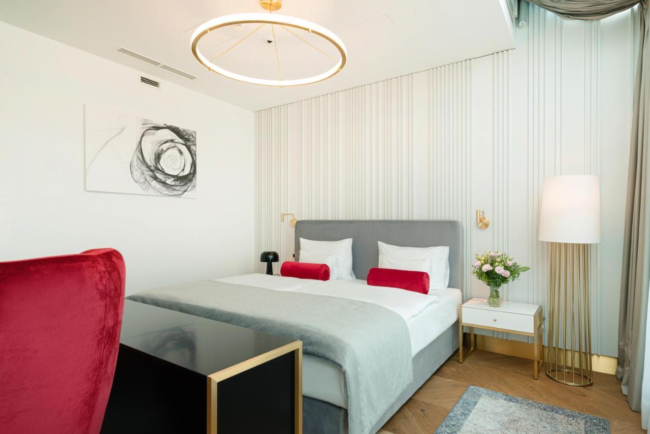 Hotel Ferreus Modern Art Deco Krakau Buitenkant foto