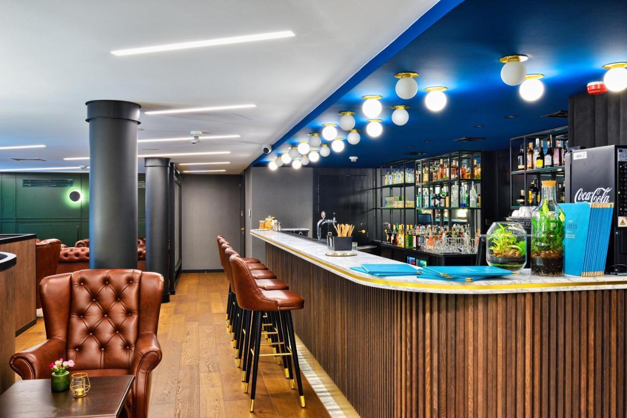 Hotel Ferreus Modern Art Deco Krakau Buitenkant foto The bar at the 2018 London Design Festival